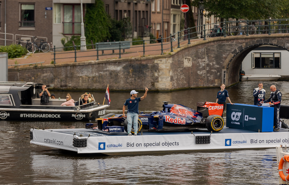 Ricciardo Took His First-Ever Toro Rosso F1 Car On A Boat In Amsterdam