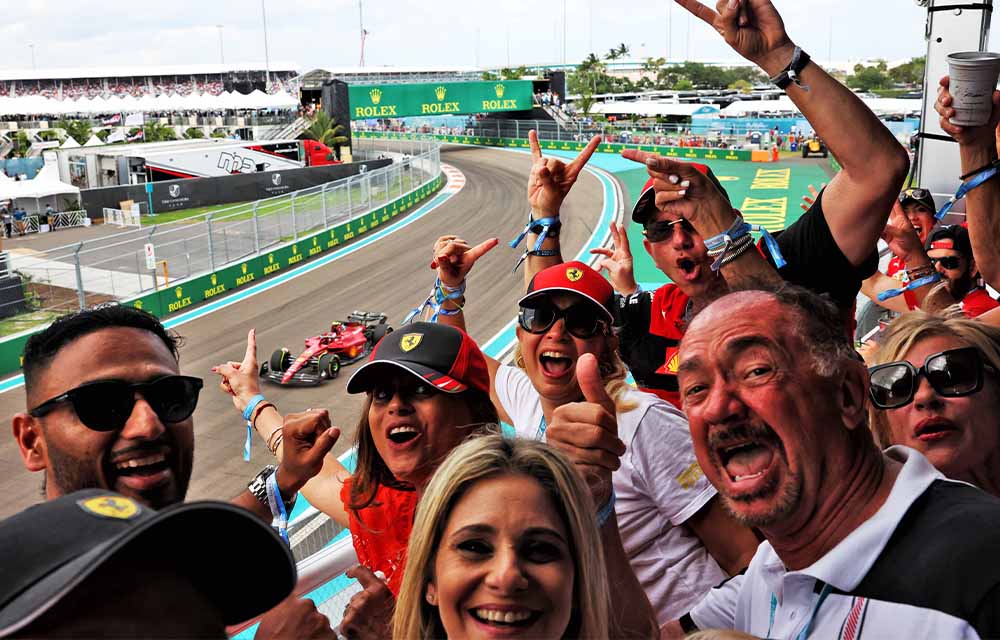 F1 Miami Grand Prix: Fans left astonished at OUTRAGEOUS food and merch  prices 