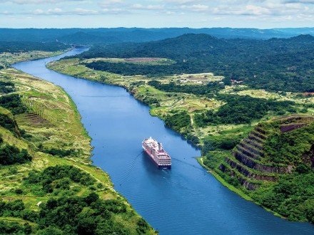 Cruising The Panama Canal