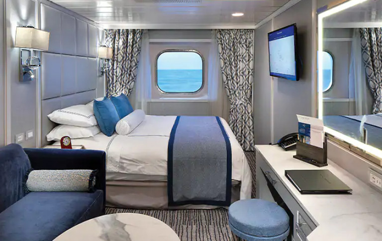 DeluxeOceanViewStateroom