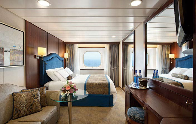 DeluxeOceanViewStateroom