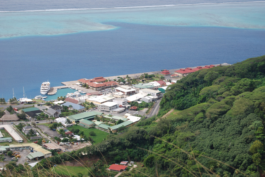 Uturoa, Raietea Island