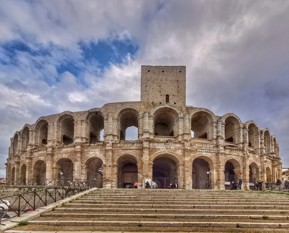 Arles