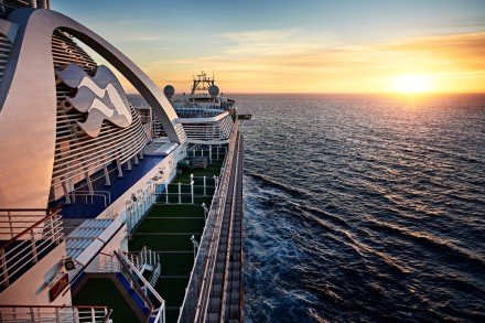 All the hottest deals from cruise118.com