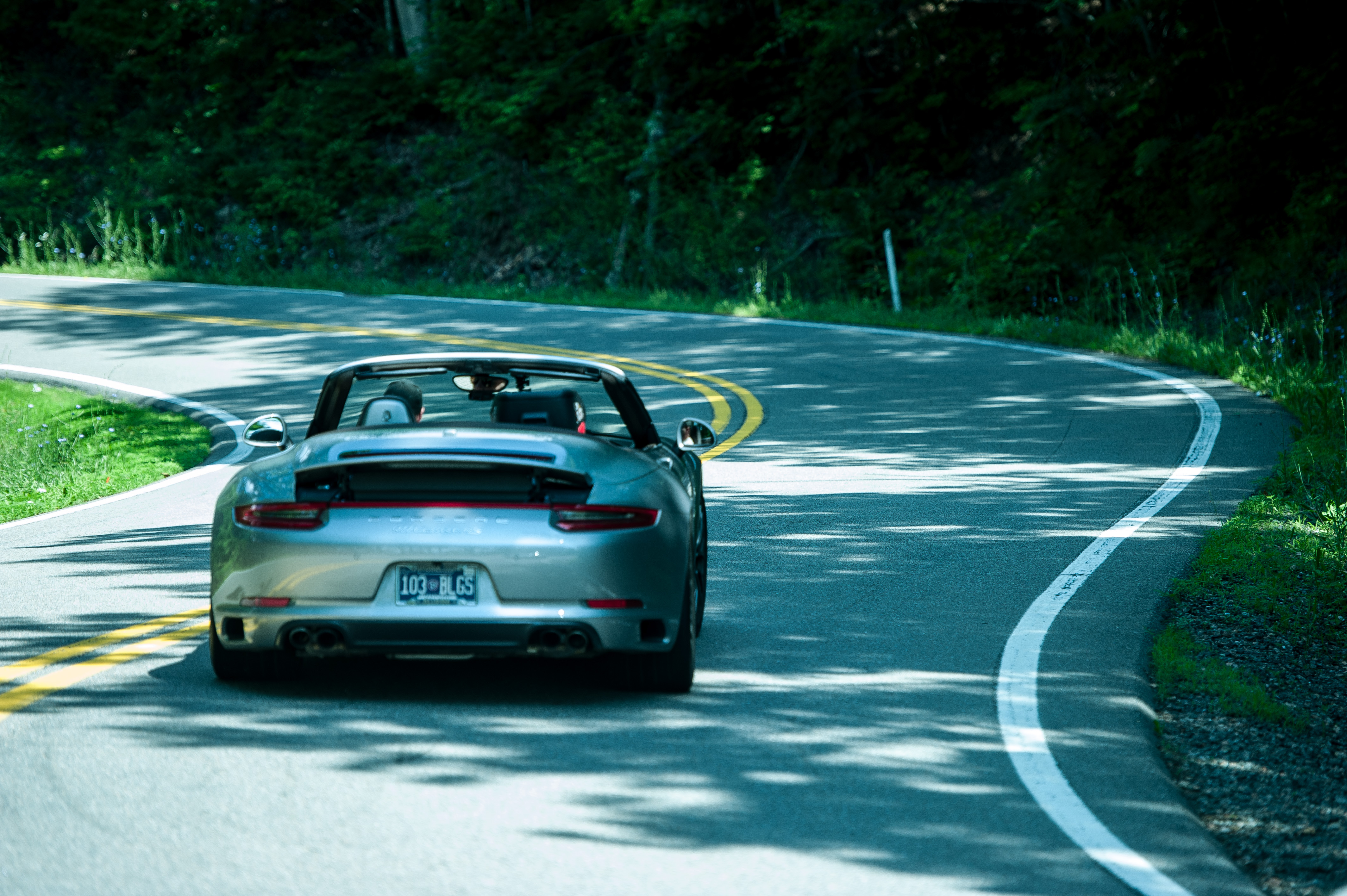 C4 BD118 F 381 B 4 EC9 9 A64 9 C96465506 DF