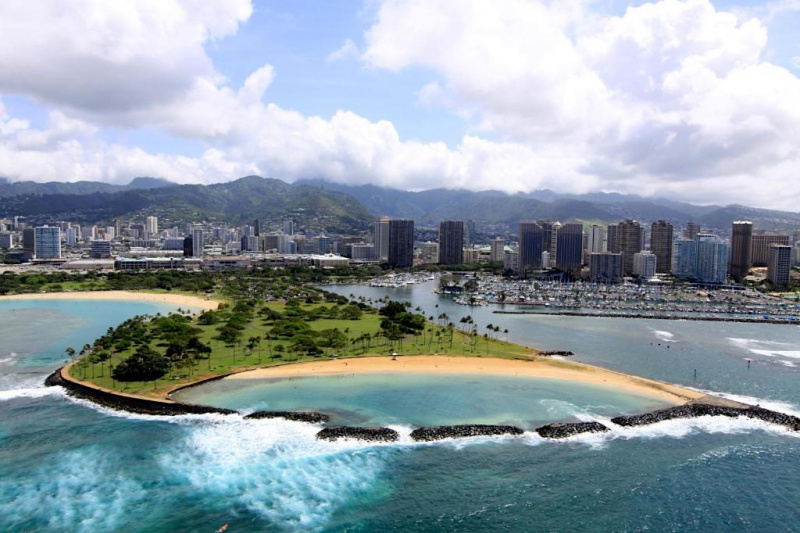 The Honolulu skyline
