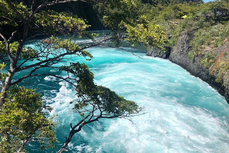 Petrohue river