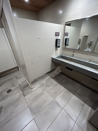 Monticello house accessible restrooms