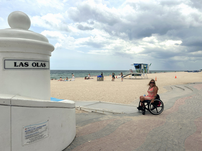 Las Olas Beach - Accessible Beach Mats