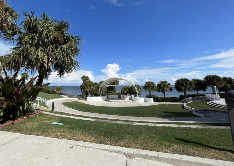 Indian Riverside Park