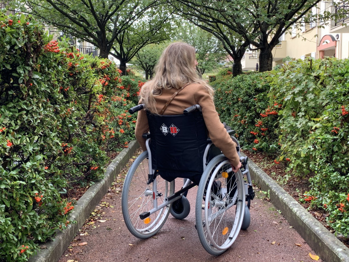 Manual wheelchair Rental - Paris