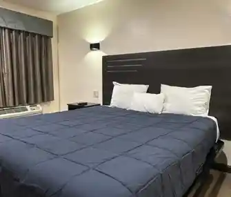 Del Aire Inn Hotel