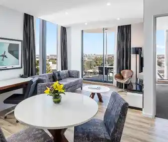 Meriton Suites Mascot Central