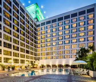 Bangkok Palace Hotel