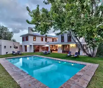 Nova Constantia Boutique Residence