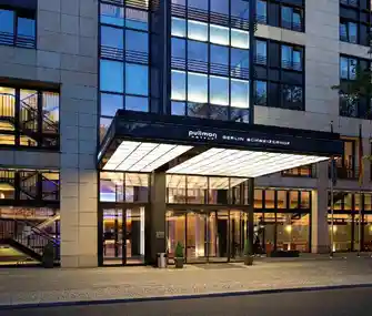 Pullman Berlin Schweizerhof Hotel