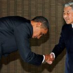 Emperor-Akihito-greets-Barack-Obama