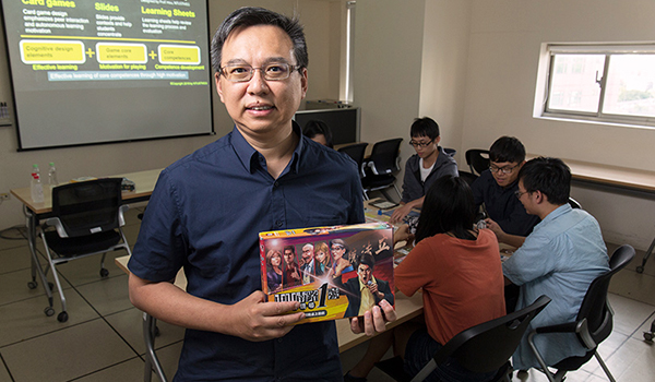 台科大教授侯惠澤致力推動「遊戲式學習」。