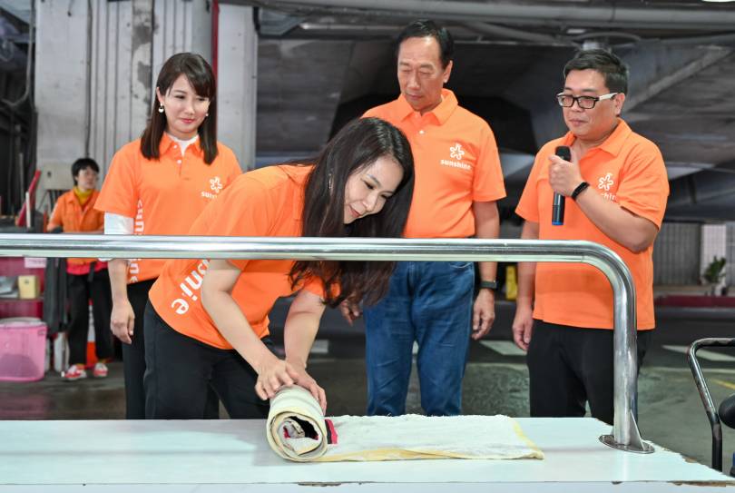 讓強人郭董也耐心聽 永齡劉宥彤 講他在意的事 Cheers快樂工作人