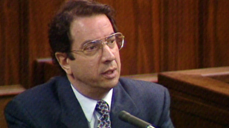Dr. Jeffrey Lulow testifies in the Menendez brothers murder trial