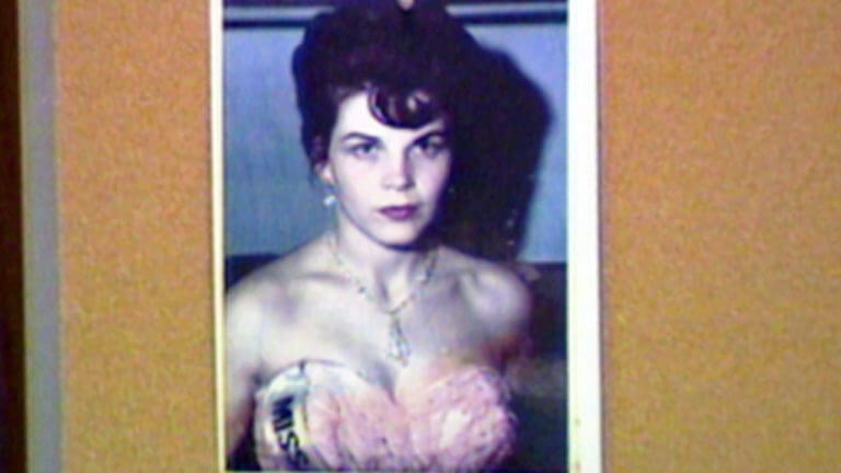 evidence photo of Kitty Menendez shown in the Menendez brothers murder trial