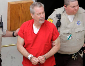 Drew Peterson appears in court in handcuffs