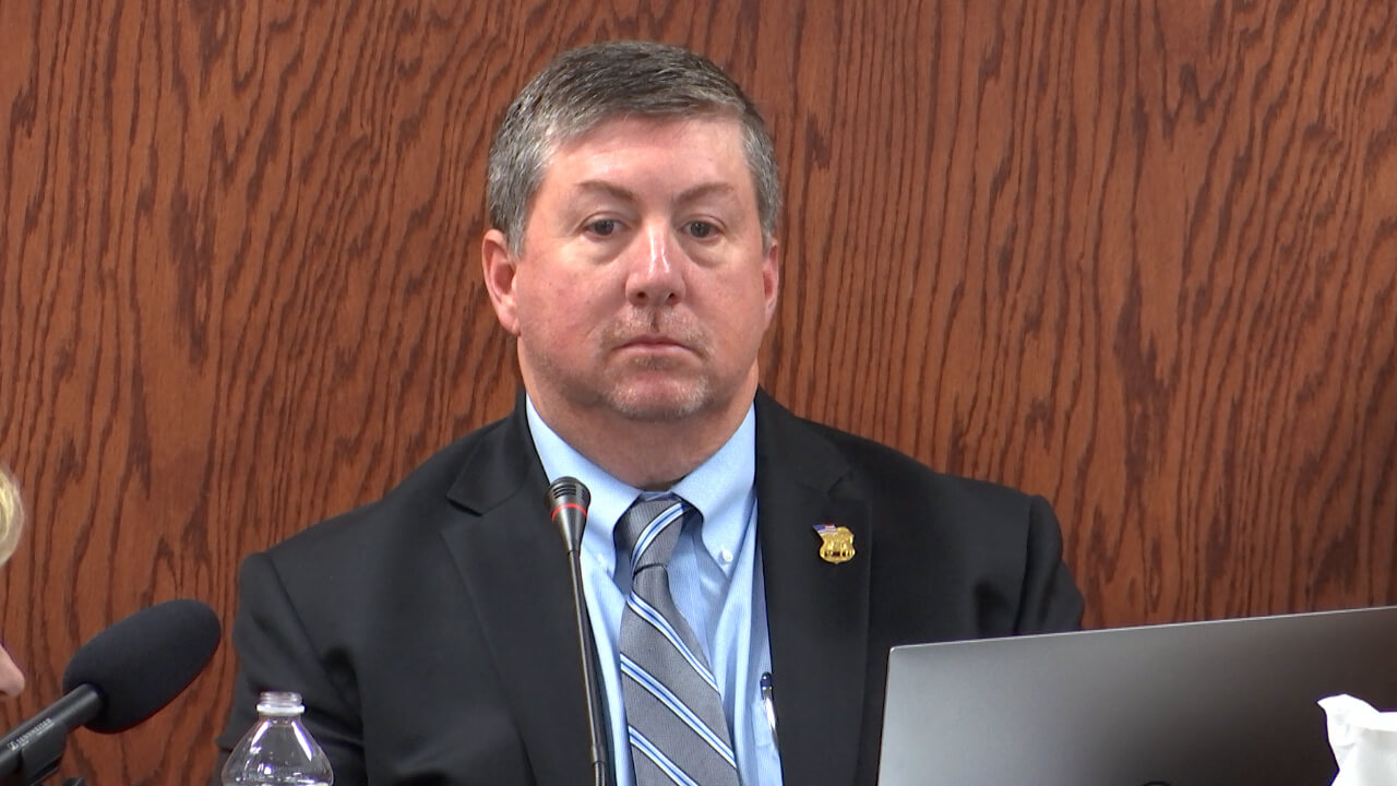 18 IA v Carter: Darryl Valinchus Court TV Video 18 IA v Carter: Darryl Valinchus Court TV Video