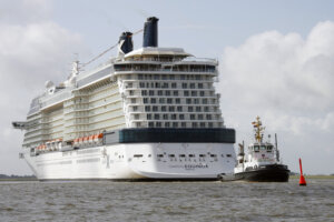 image of cruise ship Celebrity Equinox