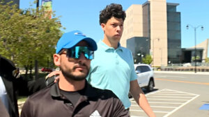 Jackson Mahomes leaves jail