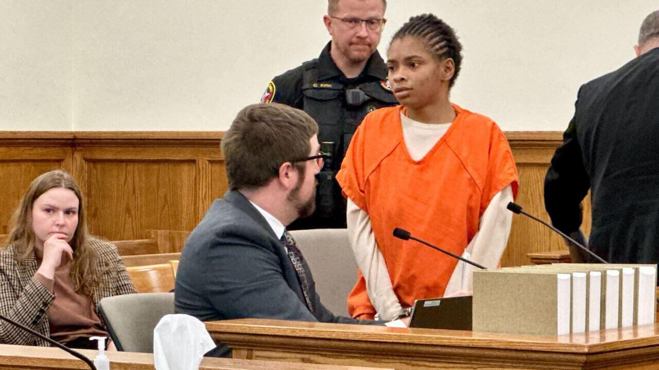 Chrystul Kizer pleads guilty to homicide