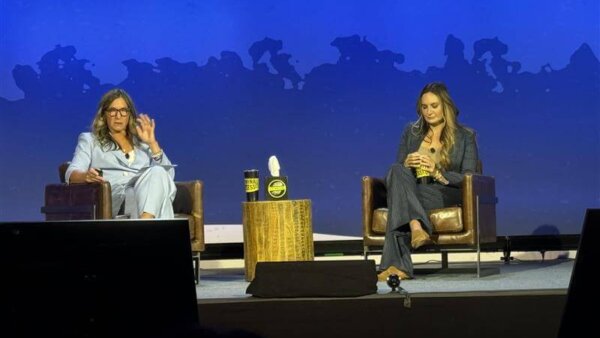 Stacy Chapin and Kristen Mittelman