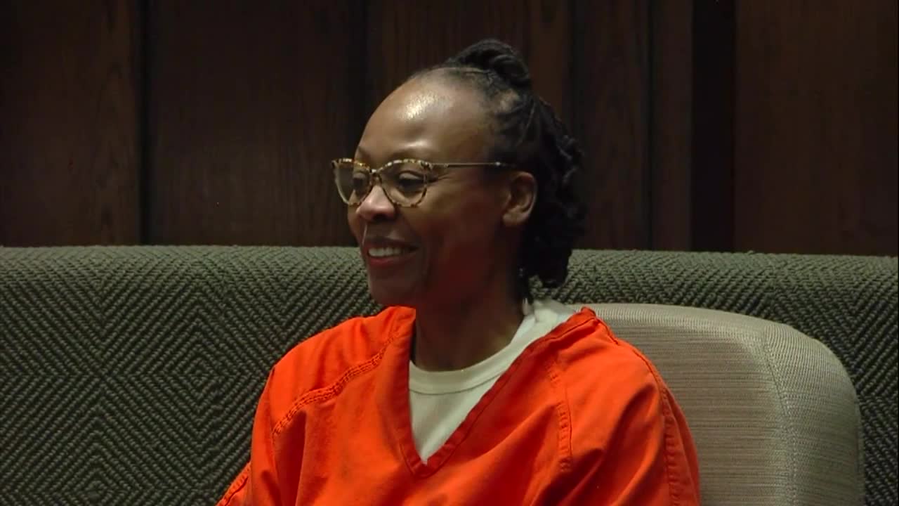 Latoshia Daniels testifies at her sentencing