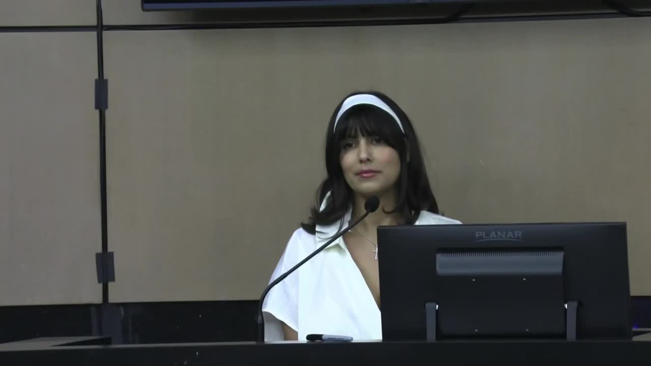 Caroline Schwitzsky Lebron