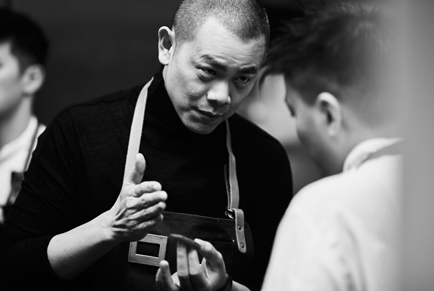 連洗鍋子都成專家 江振誠的頂尖團隊塑造學