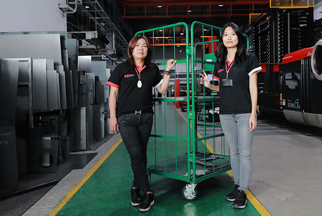 紡織廠女工變總座 黑手母女檔如何打進全球半導體大廠?