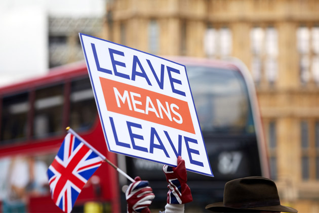 英國國會否決脫歐協議,英鎊卻漲了 接下來會怎麼樣?