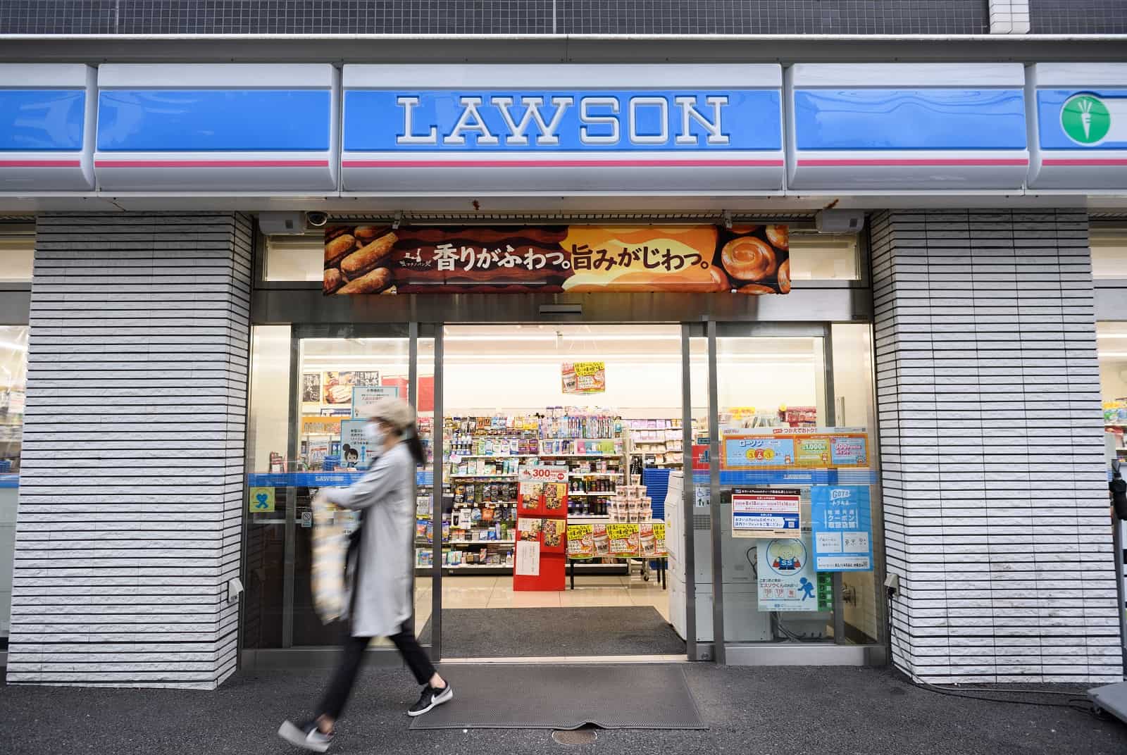 Lawson 被嫌10年的「熱狗便當」，如何翻身月銷10萬個？