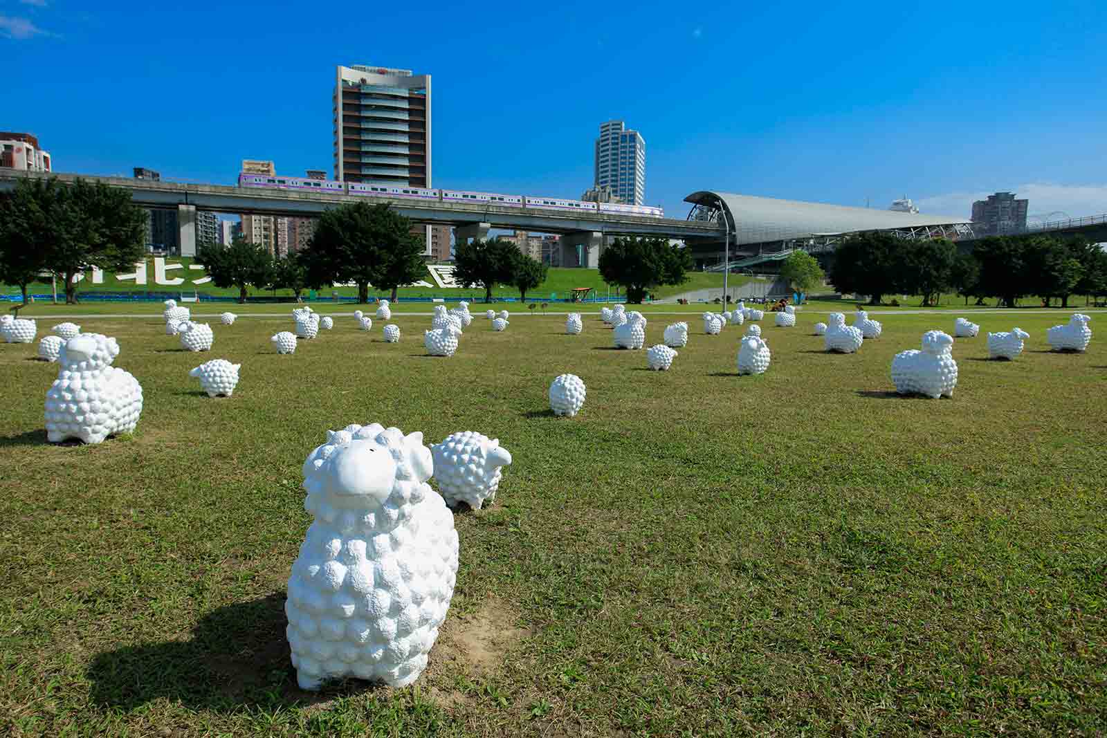 環狀線,公共藝術,板橋車站,共融公園,新北大都會公園,三環六線