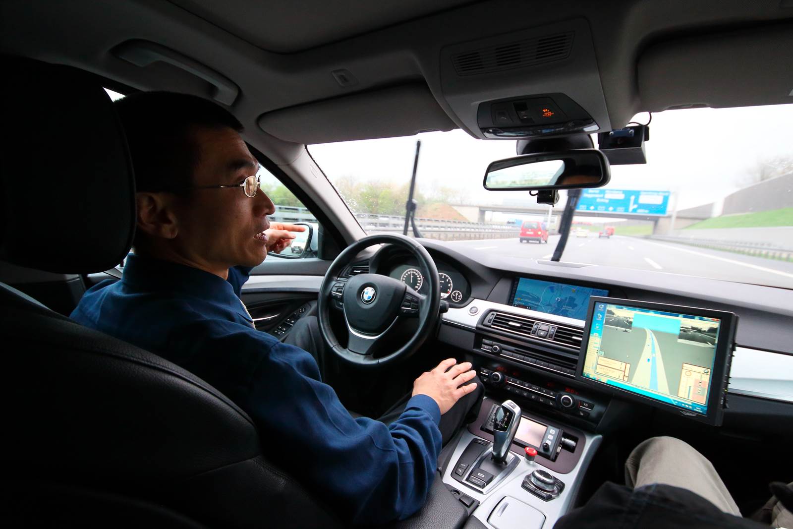 無人車