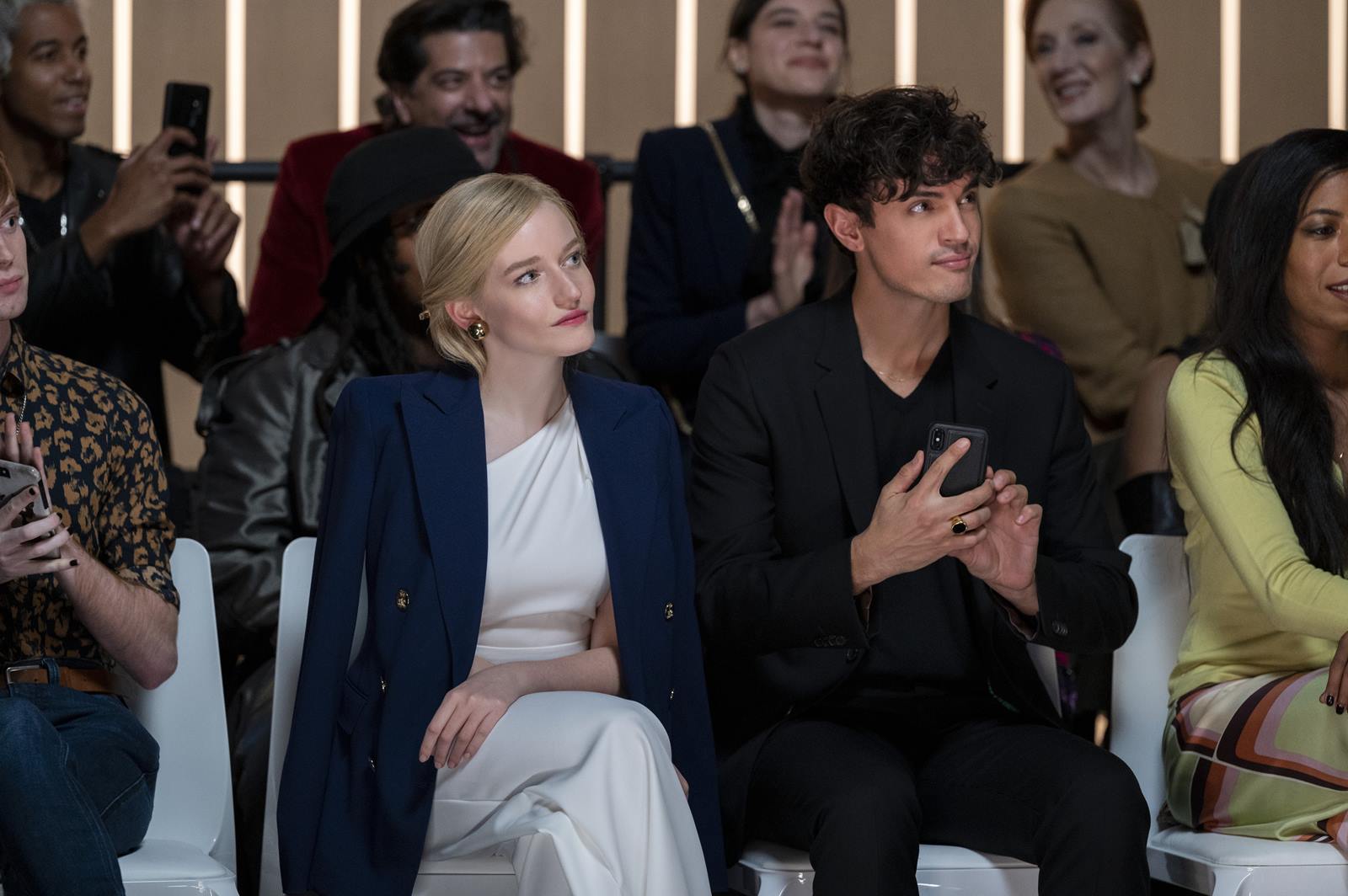 創造安娜-Netflix-影集-Julia Garner