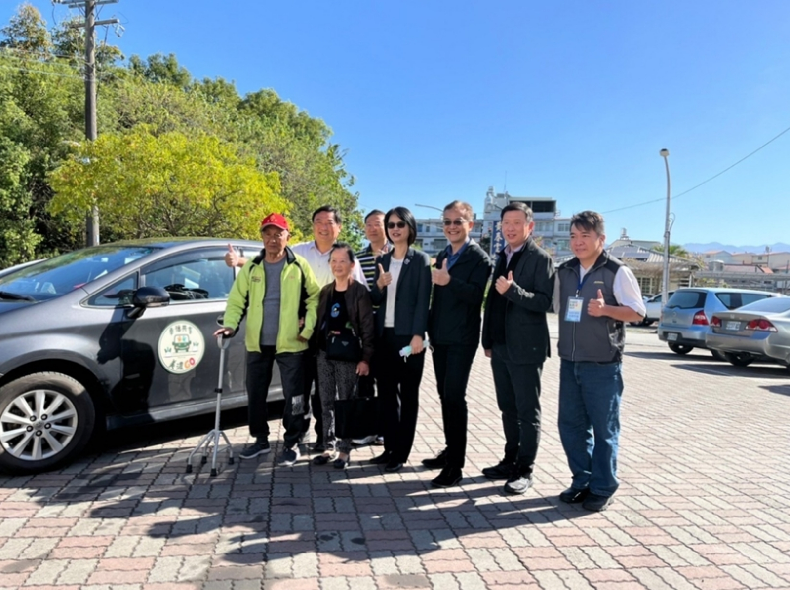 The Bureau of Transportation, Kaohsiung City Government launched its Happy Bus Meinong GO service in January 2022 to provide localized transportation services for children and the elderly in the spirit of local organizations and local vehicles serving local people. (Photo courtesy of the Bureau of Transportation, Kaohsiung City Government)