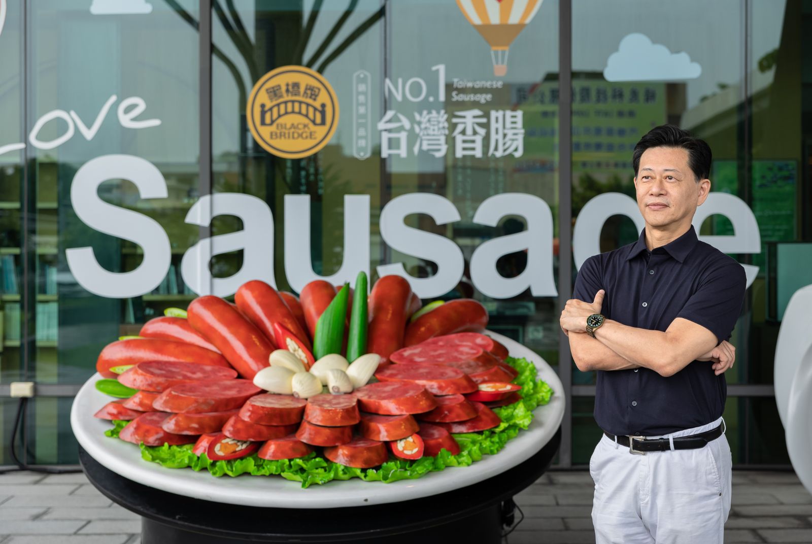 黑橋牌董事長陳春利期盼黑橋牌能為台灣國際觀光行銷打頭陣。