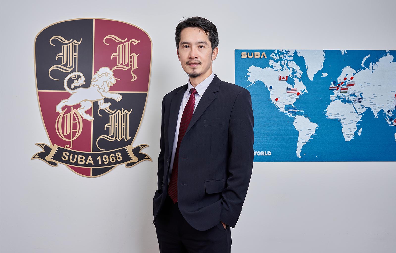 特聘教授兼推廣部主任吳吉政教授。