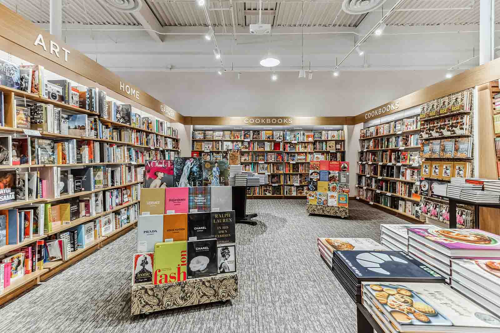 鄧特-daunt,B&N,Barnes & Noble