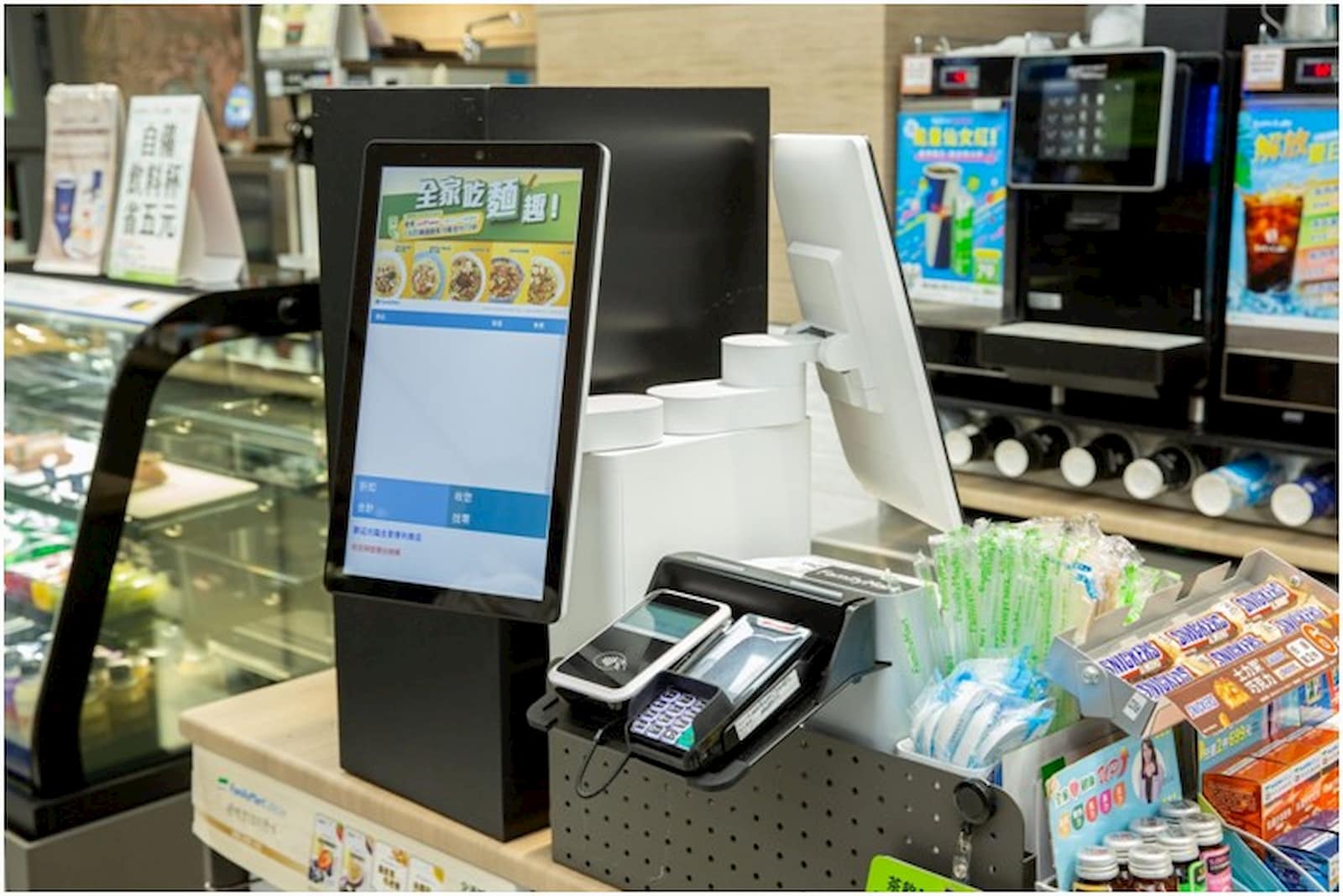 全家便利商店全店導入NEXT POS新型機台