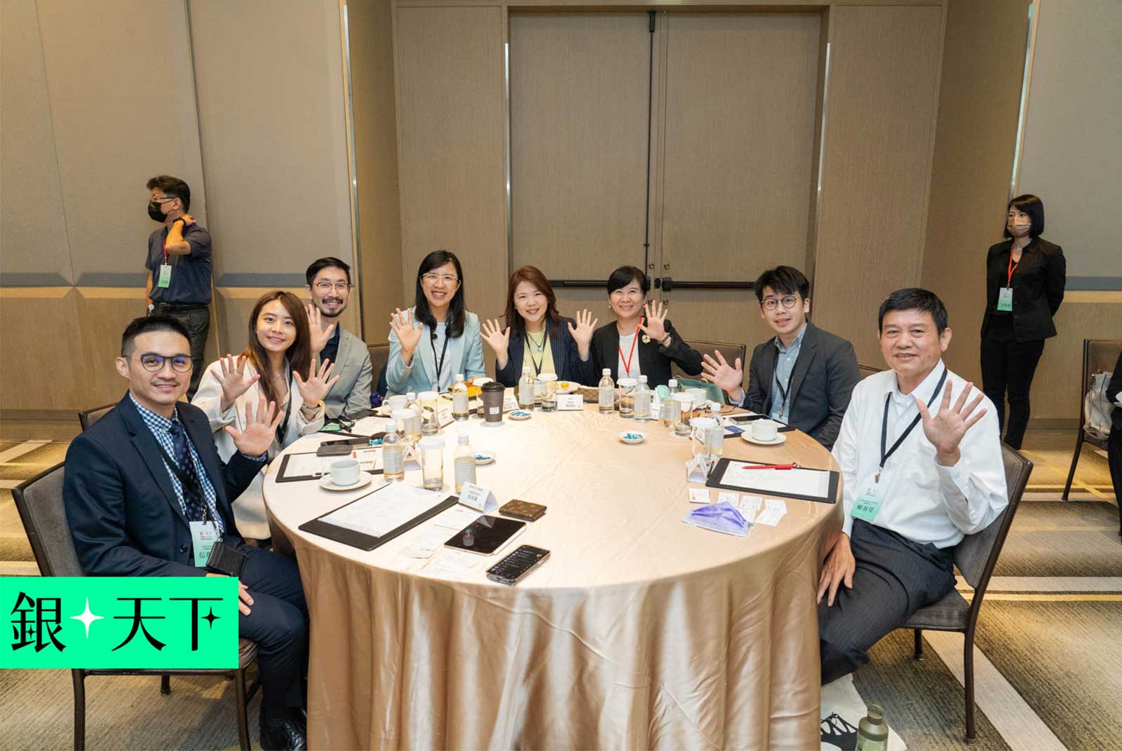 圓桌論壇 銀天下 高齡化 長照 少子化 超高齡社會