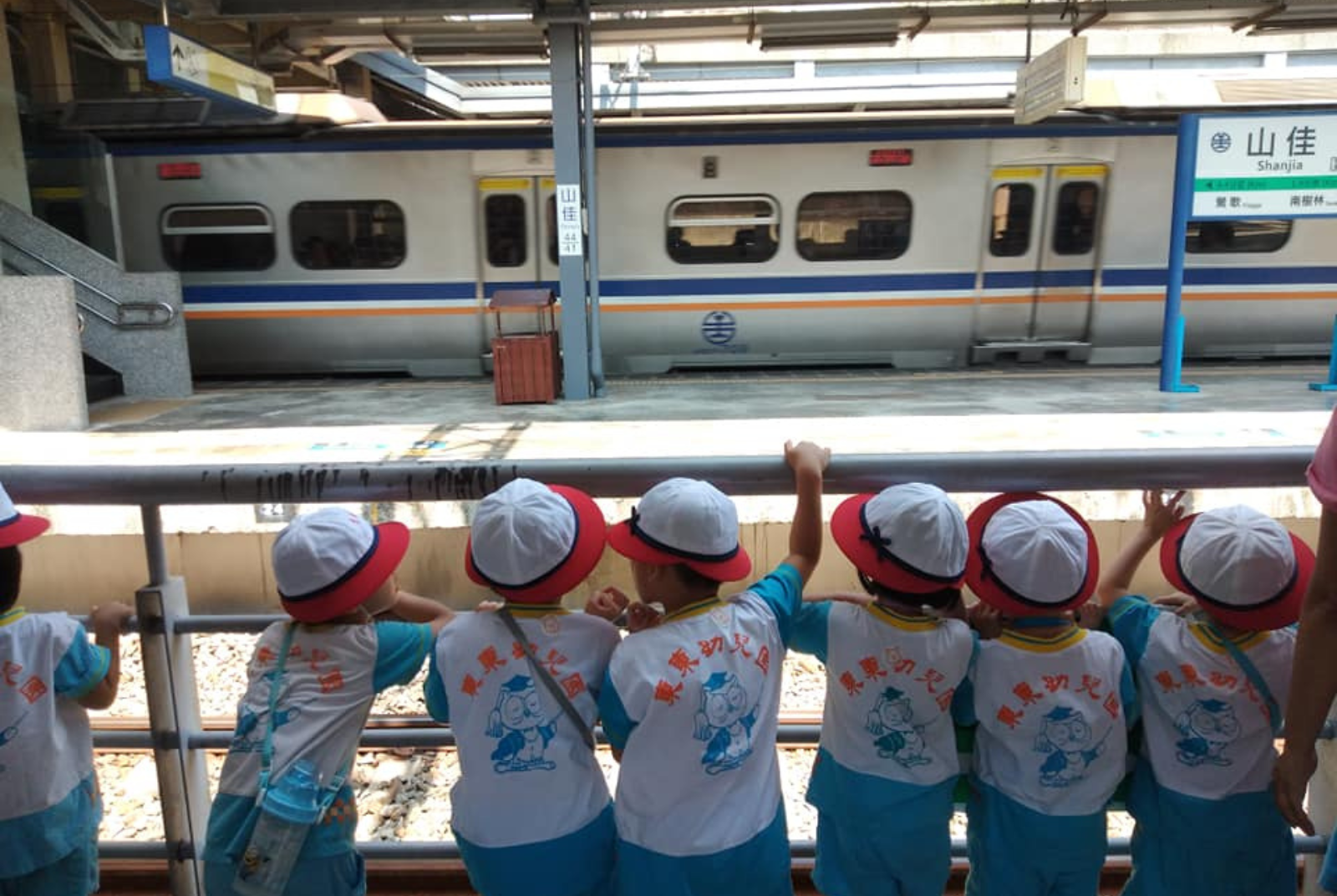 人力續航 俞秋苓 台鐵文化志工隊 台灣鐵路 歷史文化