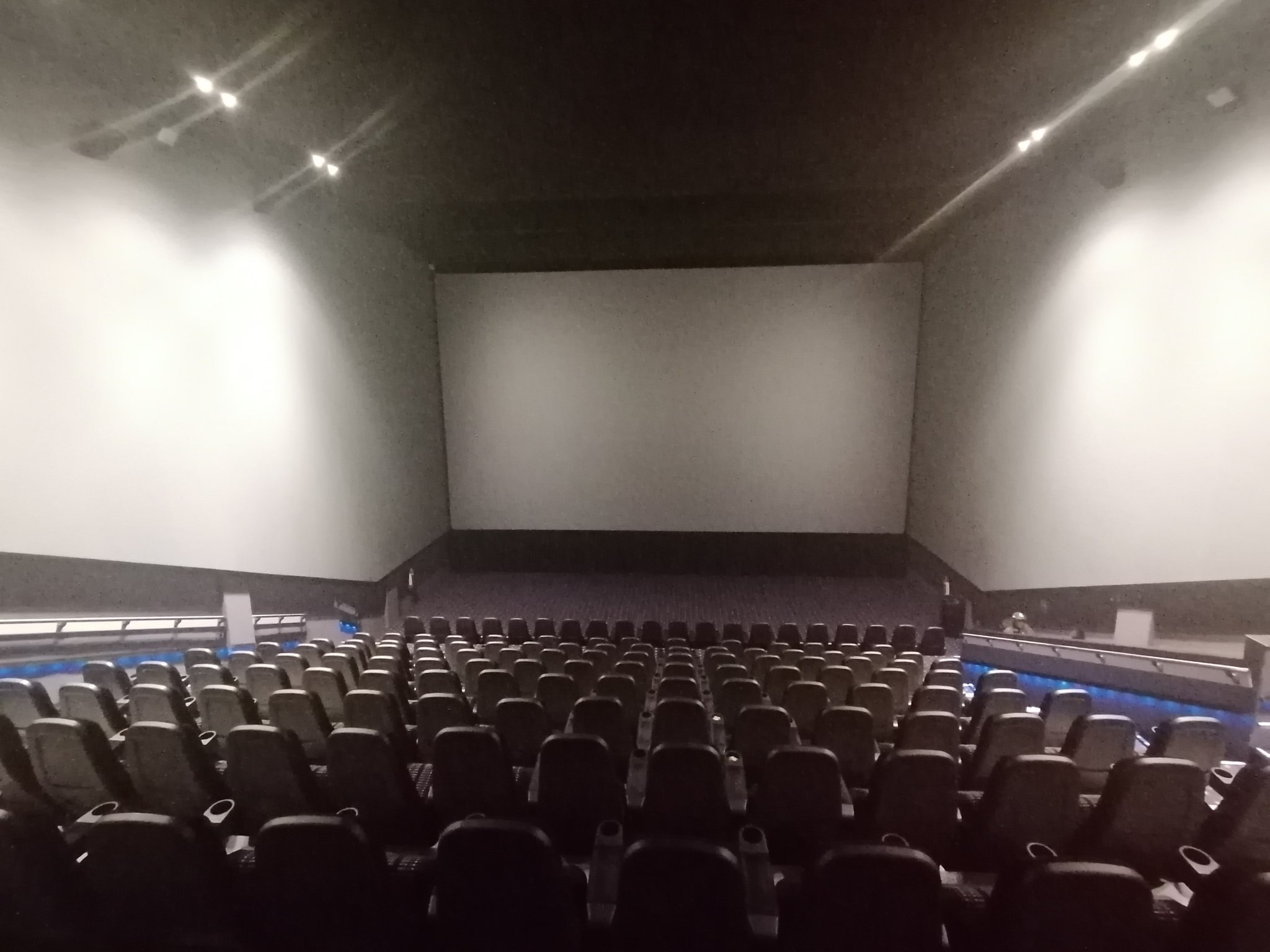 Resultado de imagen de sala cinepolis screen x