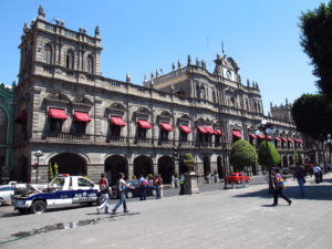 Puebla-Semáforo-Rojo