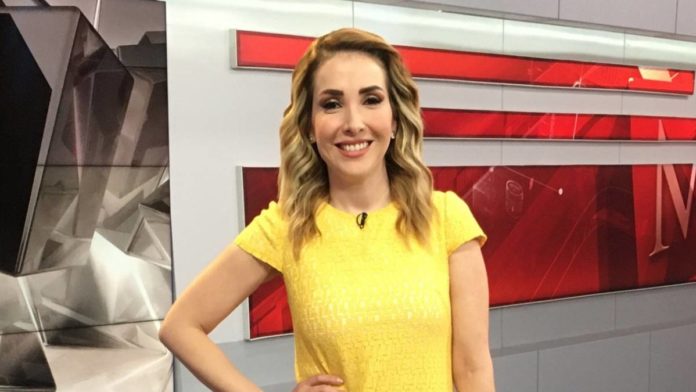 Azucena Uresti 